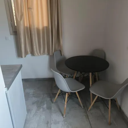Aparthotel Alexandros And Georgia